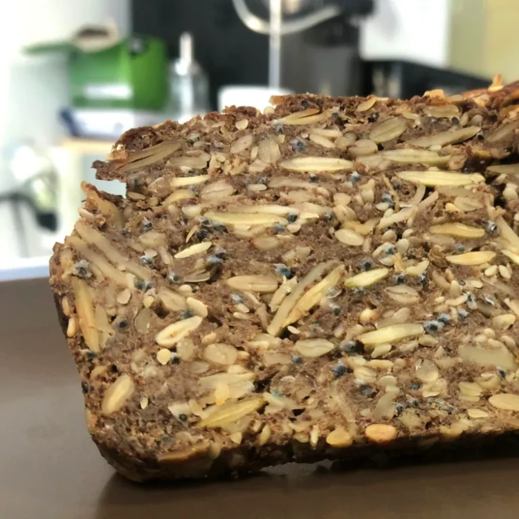Chleb zmieniający życie - mieszanka do wypieku keto chleba - Coco Farm, 345g - chleb